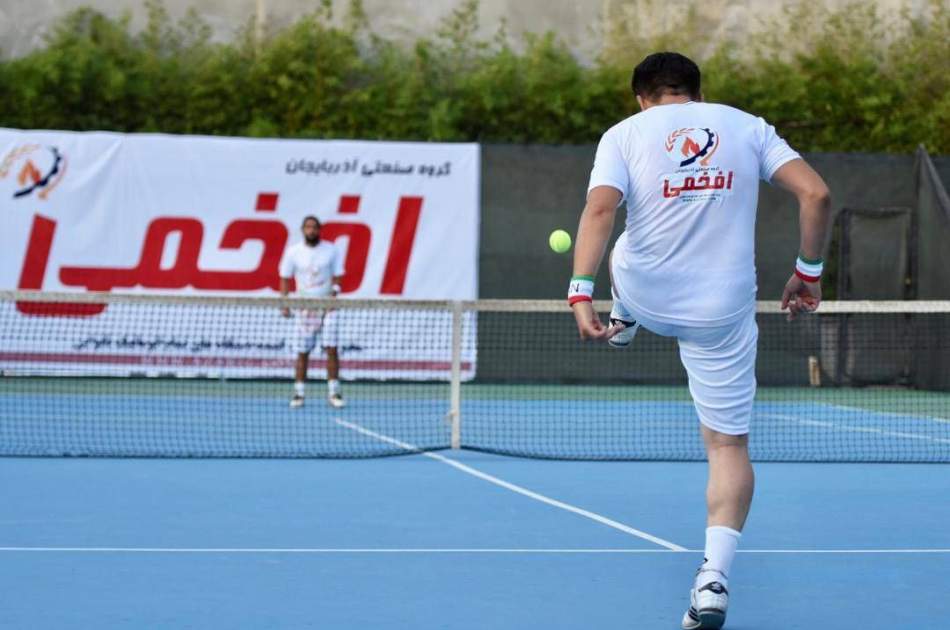 ثبت یک رکورد جالب جهانی توسط فوتبالیست ایرانی؛ ۶۳۷ ضربه تنیس با پا به‌جای راکت!