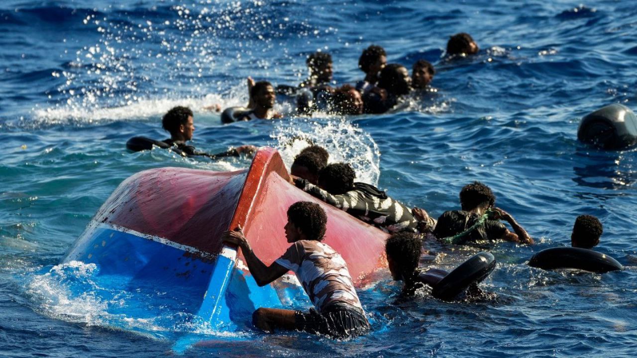 در اثر غرق شدن قایق حامل پناه‌جویان در یونان پنج تن جان باختند