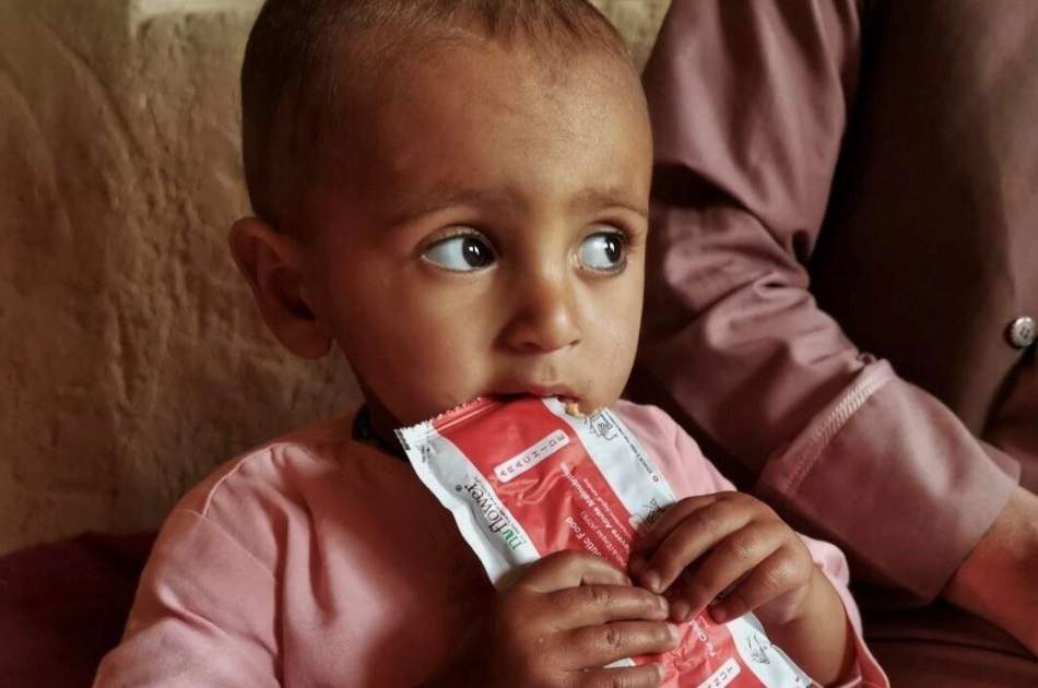 بیش از ۳۶ هزار کودک در افغانستان از دریافت بسته‌های غذایی محروم شده‌اند
