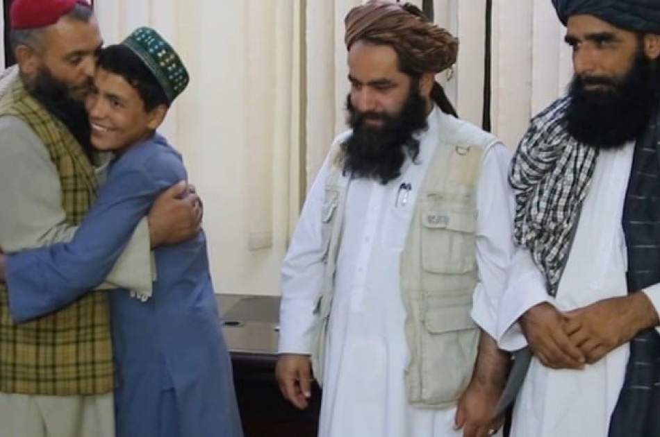پولیس ولسوالی کلکان ولایت کابل یک کودک را از چنگ آدم‌ربایان نجات داد