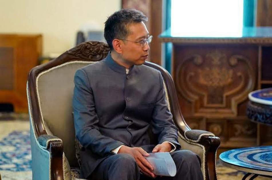 سفیر جدید چین درباره وضعیت افغانستان با رییس یوناما رایزنی کرد