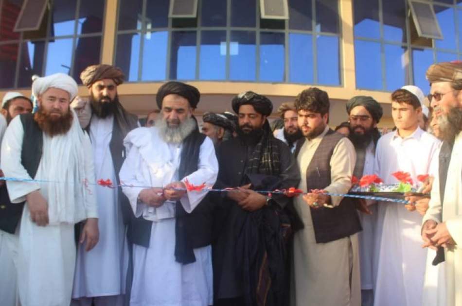 برای پیشرفت و برابری افغانستان با جهان، آموزش علوم عصری و دینی، مهم است
