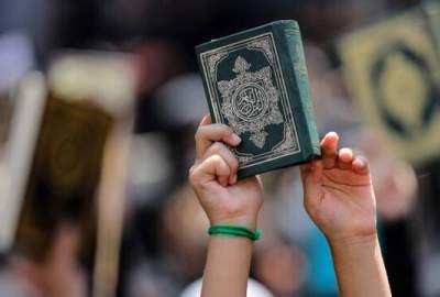 Repeating the desecration of the Holy Quran by the head of the anti-Islamic group in the Netherlands