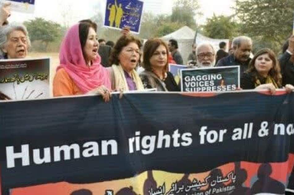 Pakistanis among 40 nations facing backlash for reporting rights abuses