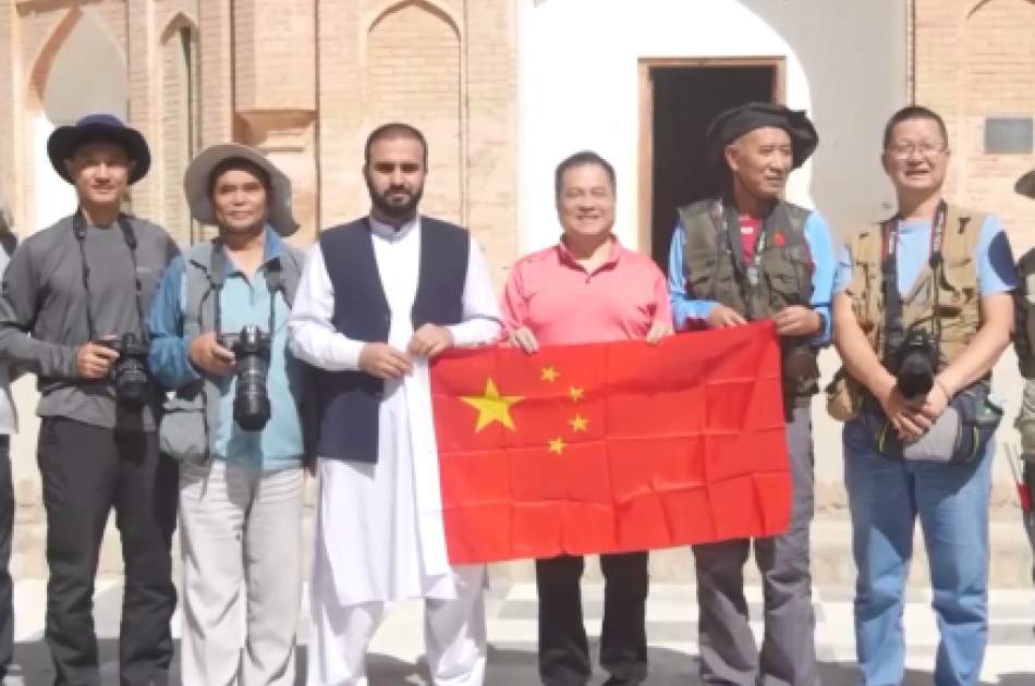Chinese Tourists Explore Historical Sites in Kandahar province