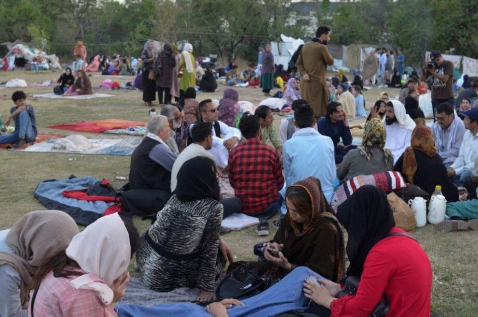 اسلام آباد د افغان کډوالو د ایستلو پرېکړه لغوه کړئ