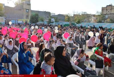 تصاویر/ مراسم جشن کودکان دانش آموز افغانستانی در مشهد مقدس  <img src="https://cdn.avapress.com/images/picture_icon.png" width="16" height="16" border="0" align="top">