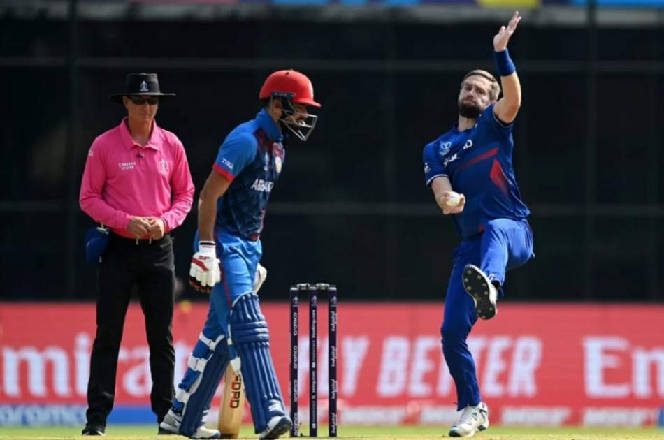 England wins toss, and opts to bowl against Afghanistan in world cup match