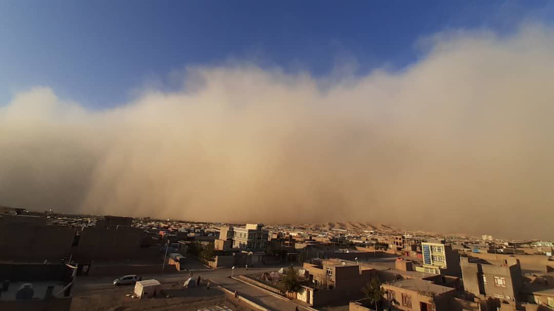 طوفان گرد و خاک شدید در هرات