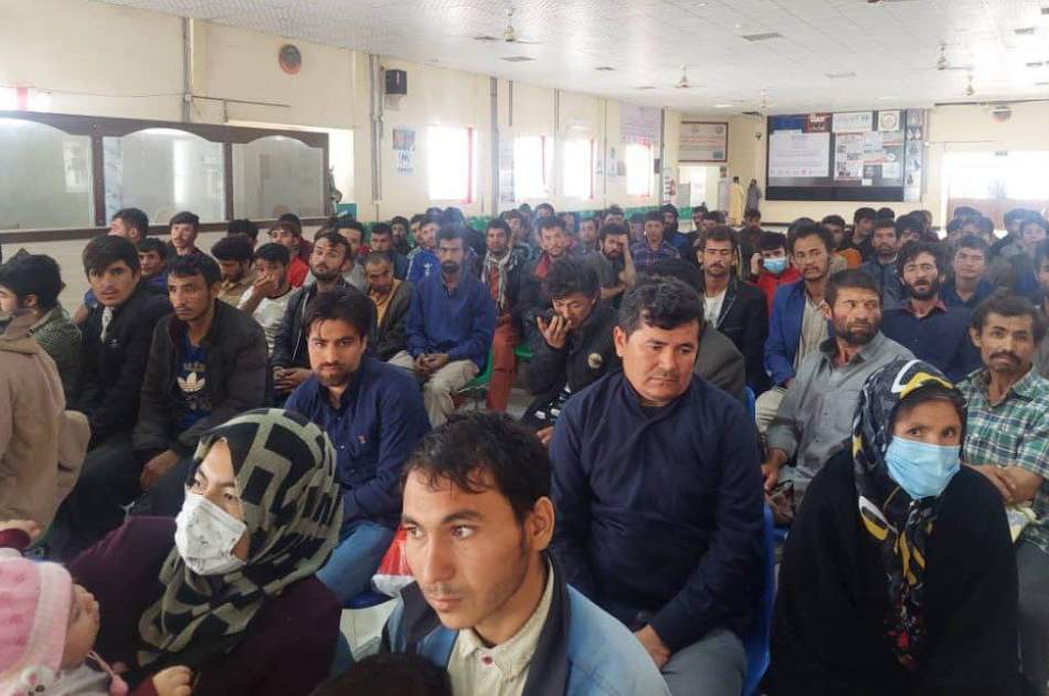 بازگشت حدودا سه هزار مهاجر افغانستانی از ایران در روز گذشته