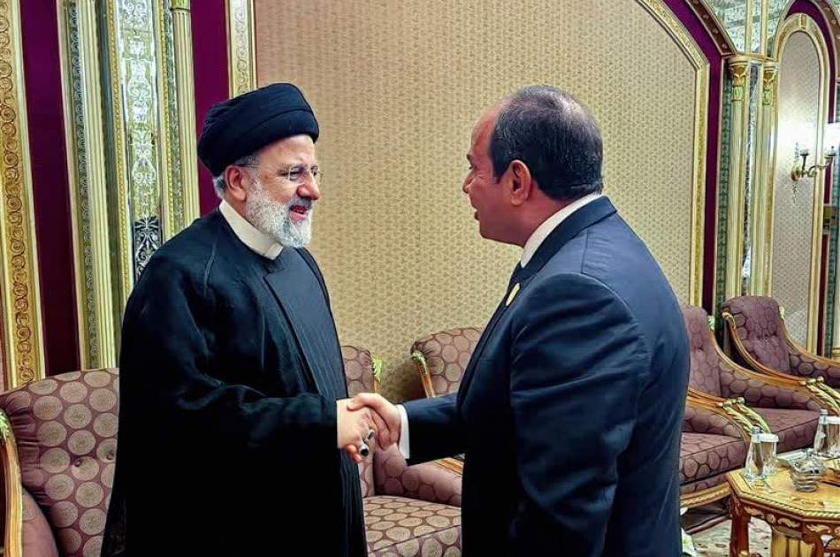 Iran, Egypt Move One Step Closer to Restoration of Ties