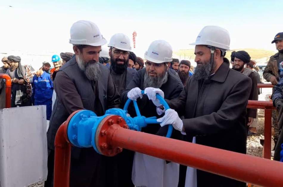 معاون اقتصادی رئیس الوزار هشت حلقه چاه نفت جدید در سرپل را افتتاح کرد