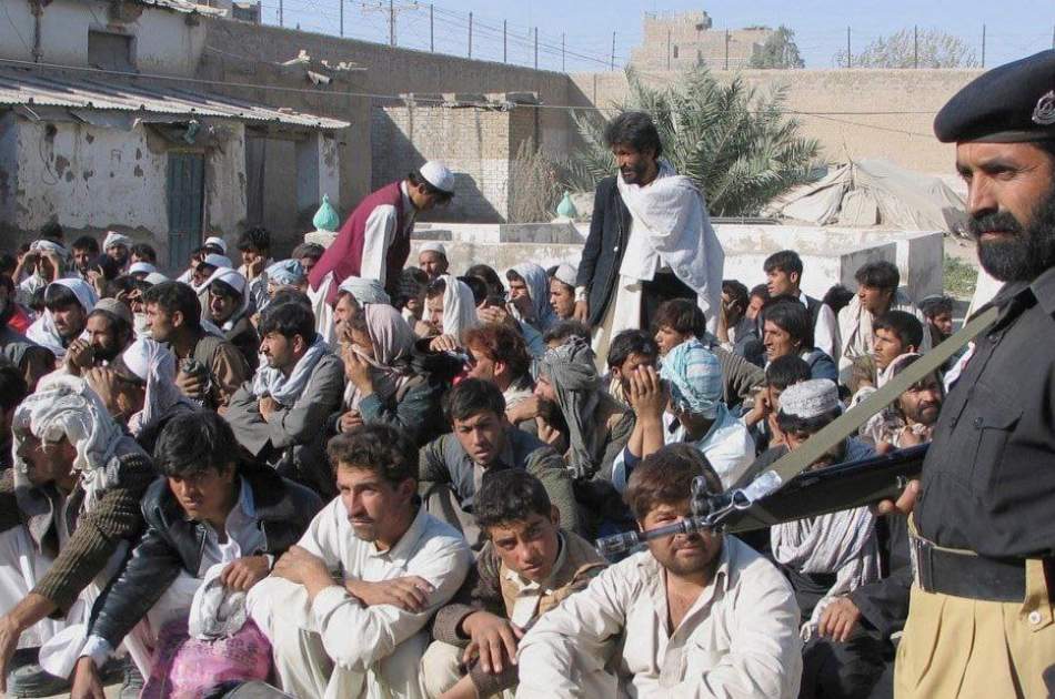 رسیدگی به دادخواست برای توقف اخراج مهاجرین افغانستانی در دادگاه عالی پاکستان آغاز شد