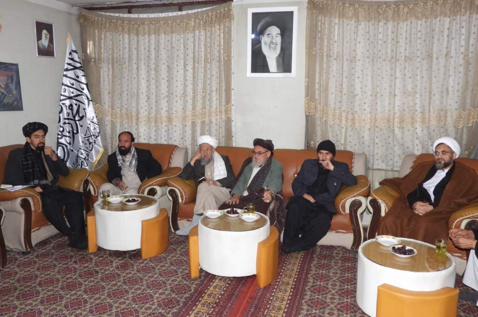 حضور مسئولان دفتر مرکزی مرکز فعالیت‌های فرهنگی اجتماعی تبیان در منزل حجت‌الاسلام والمسلمین مرحوم هادی در کابل