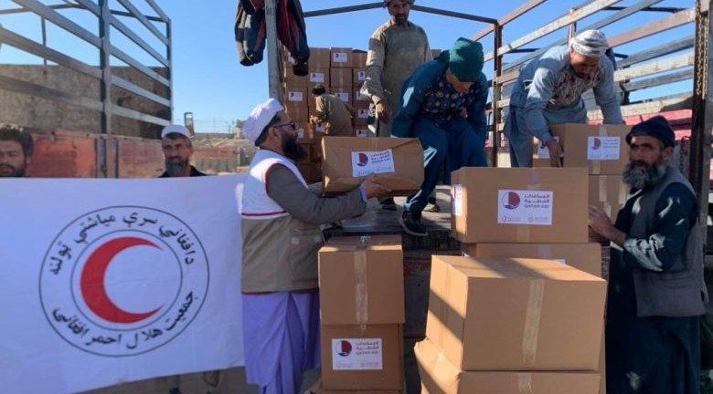 هلال احمر افغانی دومین محموله کمکی کشور قطر را دریافت کرد
