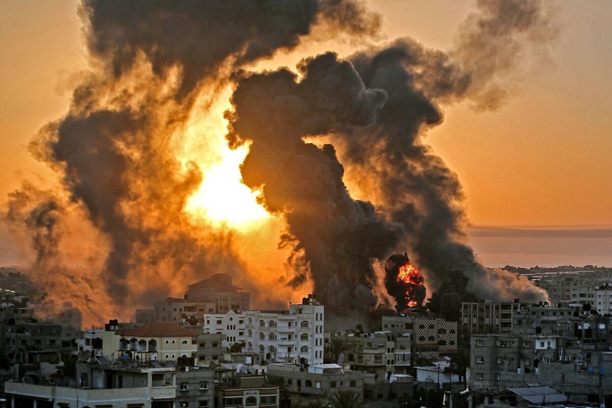 تداوم حملات هوایی گسترده رژیم صهیونیستی به غزه/ یورش نظامیان صهیونیست به مناطق مختلف کرانه باختری