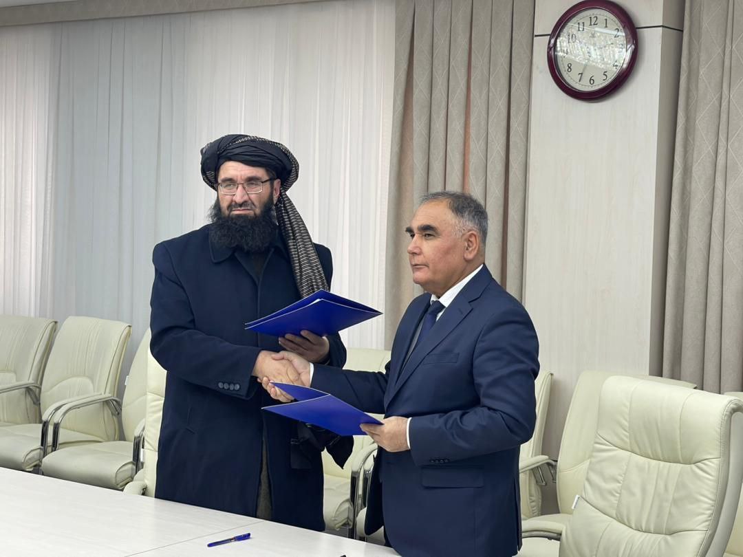 تمدید قرارداد برق وارداتی از ازبکستان به افغانستان
