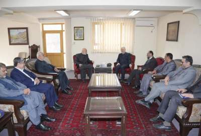 حامد کرزی با کاظمی قمی در مورد وضعیت افغانستان گفتگو کرد