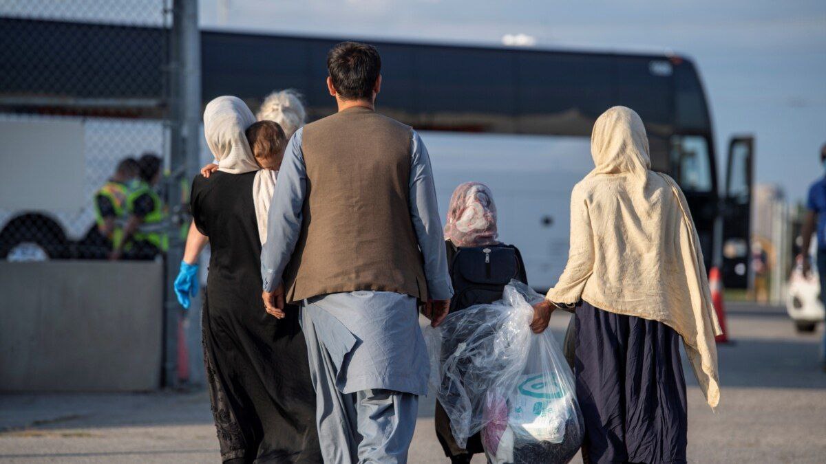 سازمان مهاجرت ۲۵۰ پناهجوی افغانستانی را از پاکستان به بریتانیا انتقال داد