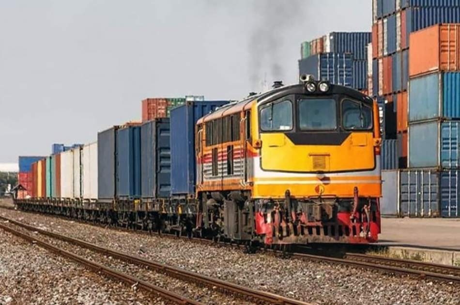 انتقال بیش از ۹۸ هزار متریک تُن کالا از طریق خط آهن کشور طی هفته گذشته