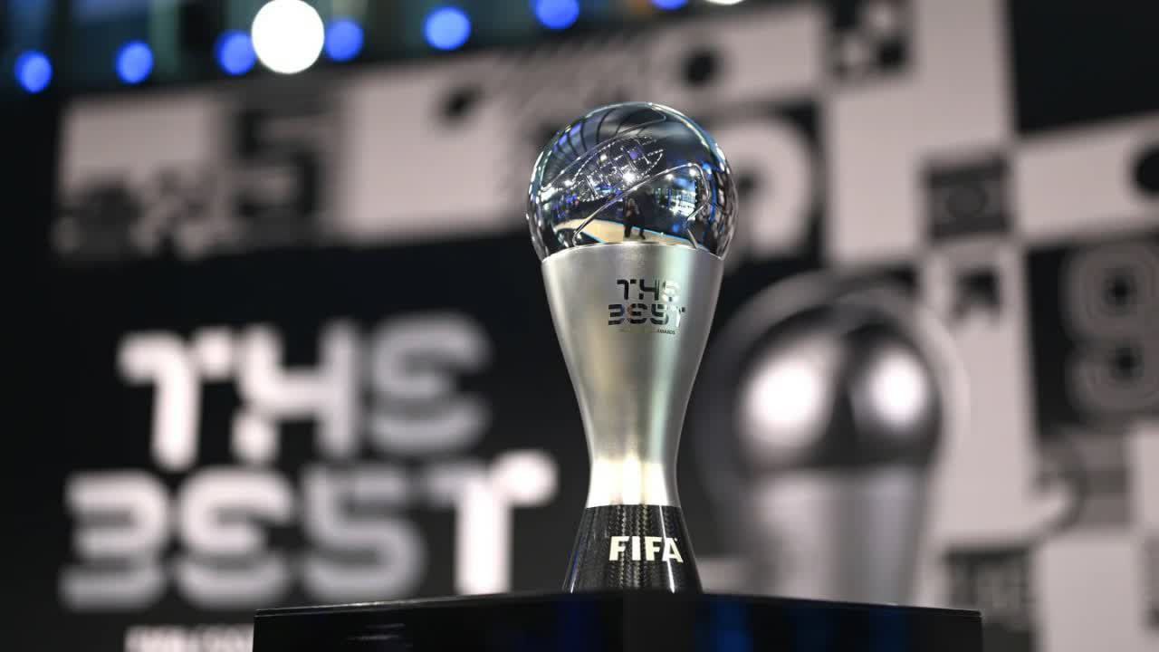لیونل مسی برنده جایزه بهترین بازیکن سال فیفا شد
