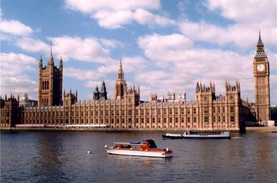 The British Parliament approved the controversial law to deport immigrants to the African country of Rwanda