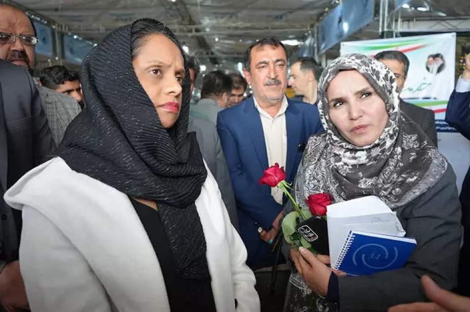 نمایشگاه‌ تولیدات مهاجرین نشانگر سهم مشارکت آنان در توسعه ایران است