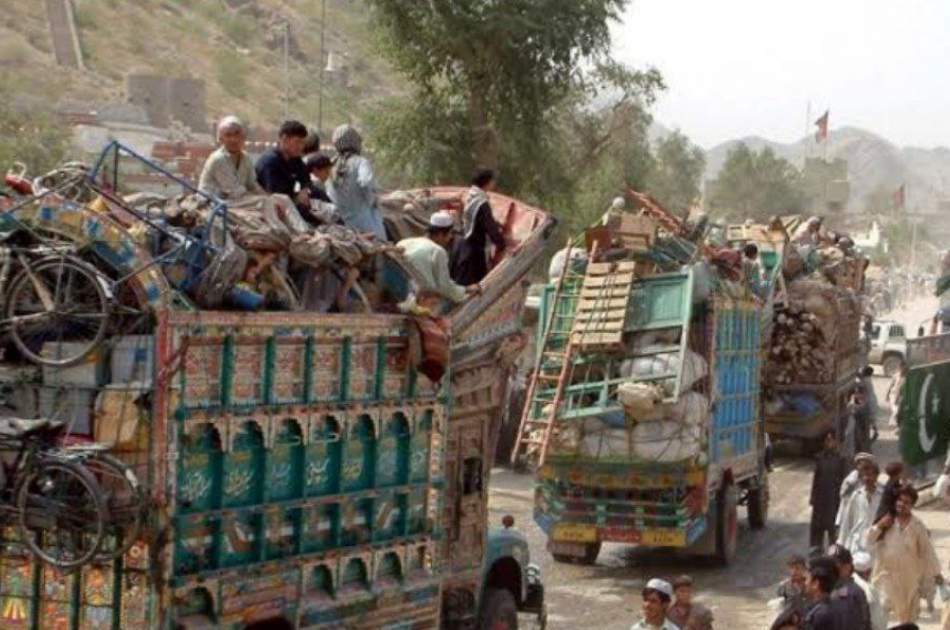 له پاکستانه شاوخوا ۵۰۰ افغان کډوال په زوره هېواد ته ستانه شوي دي