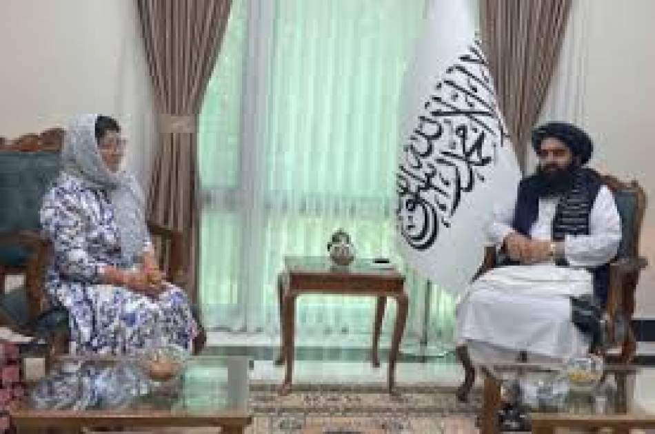 Muttaqi Meets UNAMA Head on Afghanistan