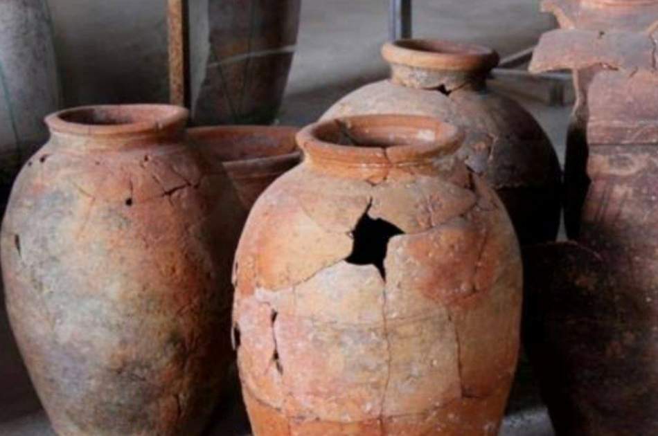 More than 400 items of ancient artefacts were transferred to Kabul from Aynak copper mine of Logar area
