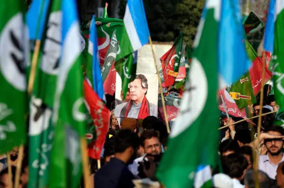 حزب تحریک انصاف علیه کمیسیون انتخابات پاکستان به دیوان عالی این کشور شکایت کرد