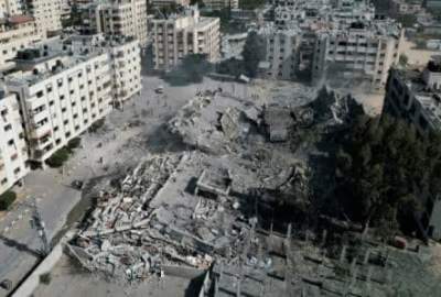 Israeli strikes on Gaza push death toll to 31,645