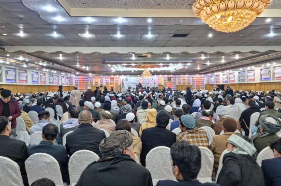 گزارش تصویری/ برگزاری محفل هم‌اندیشی و بزرگداشت از قرآن‌کریم و اهل‌بیت(ع) در غرب کابل  