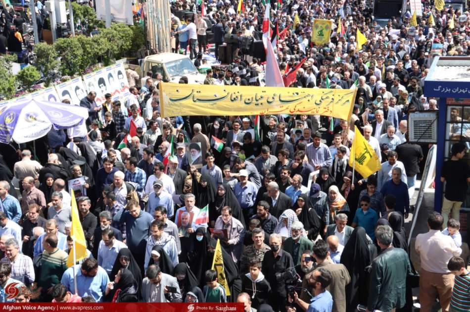 گزارش تصویری/ حضور پرشور و گسترده مردم تهران از جمله مهاجرین افغانستانی در راهپیمایی عظیم روز جهانی قدس  