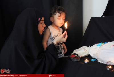 گزارش تصویری/ مراسم شمع‌افروزی در همدردی با کودکان غزه در دفتر مرکز تبیان قم  