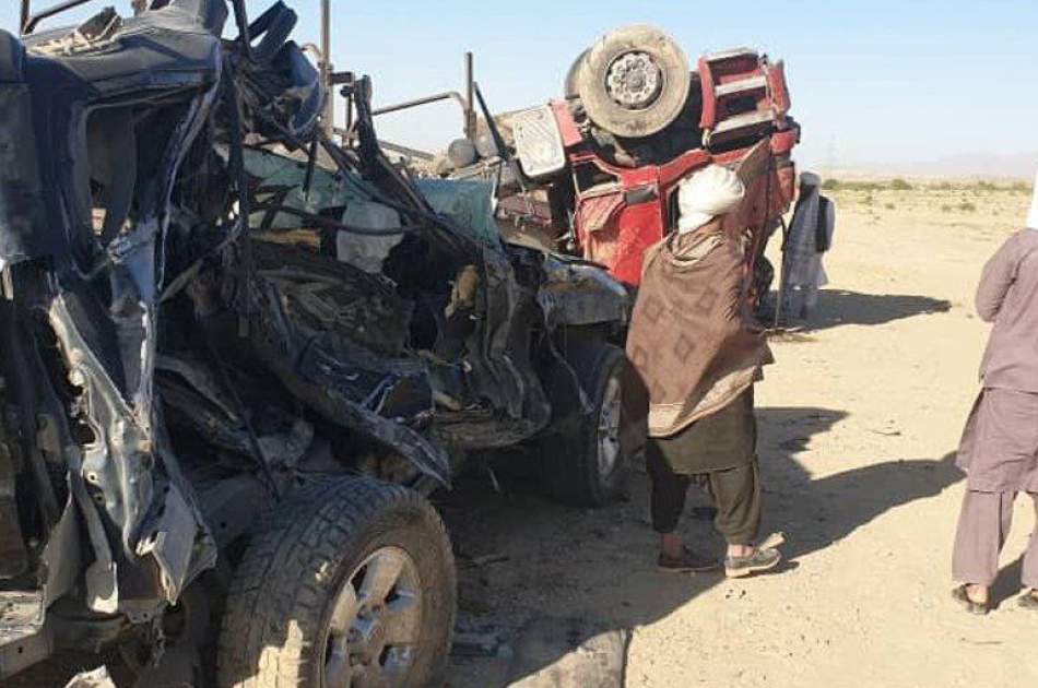 جان باختن پنج نفر در پی وقوع دو حادثه ترافیکی در شاهراه کابل-قندهار