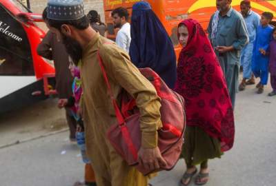 اخراج ۲۳۱ پناهجوی دیگر افغانستانی از پاکستان