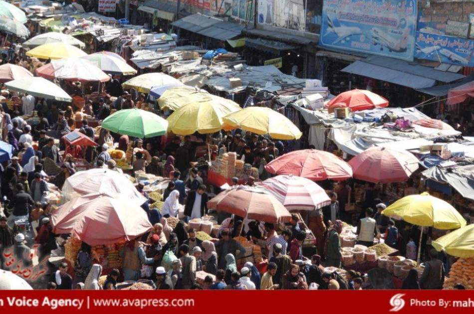 رضایت شهروندان کابل از مناسب بودن نرخ میوه‌خشک؛ بازار خرید و فروش عیدی در پایتخت گرم است