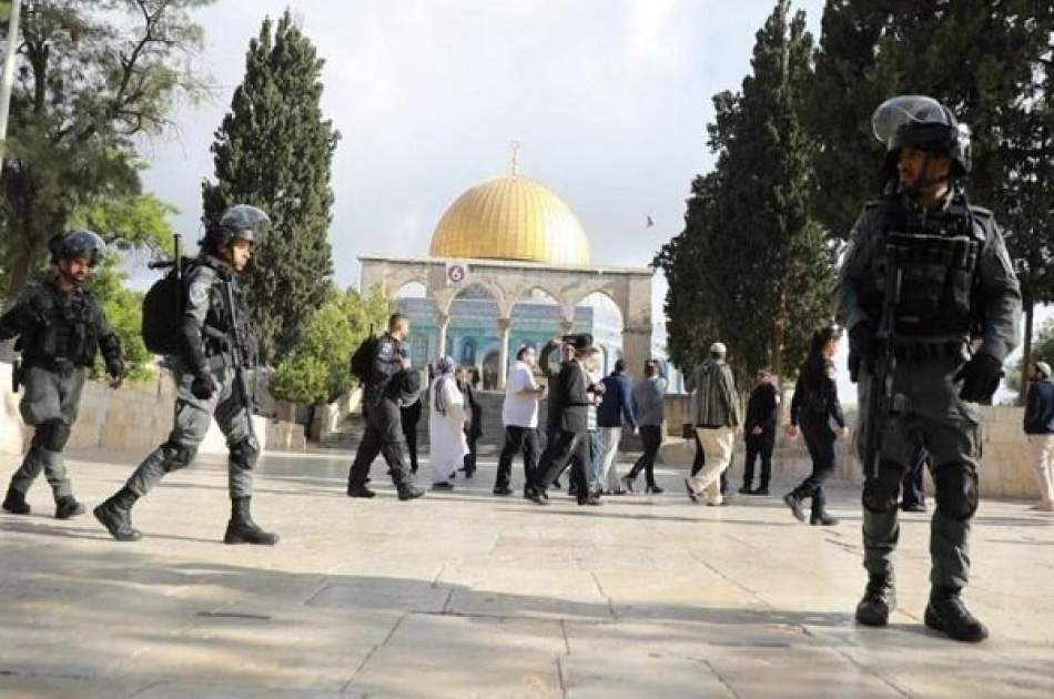 Hamas demanded a large presence of Palestinians in Al-Aqsa Mosque