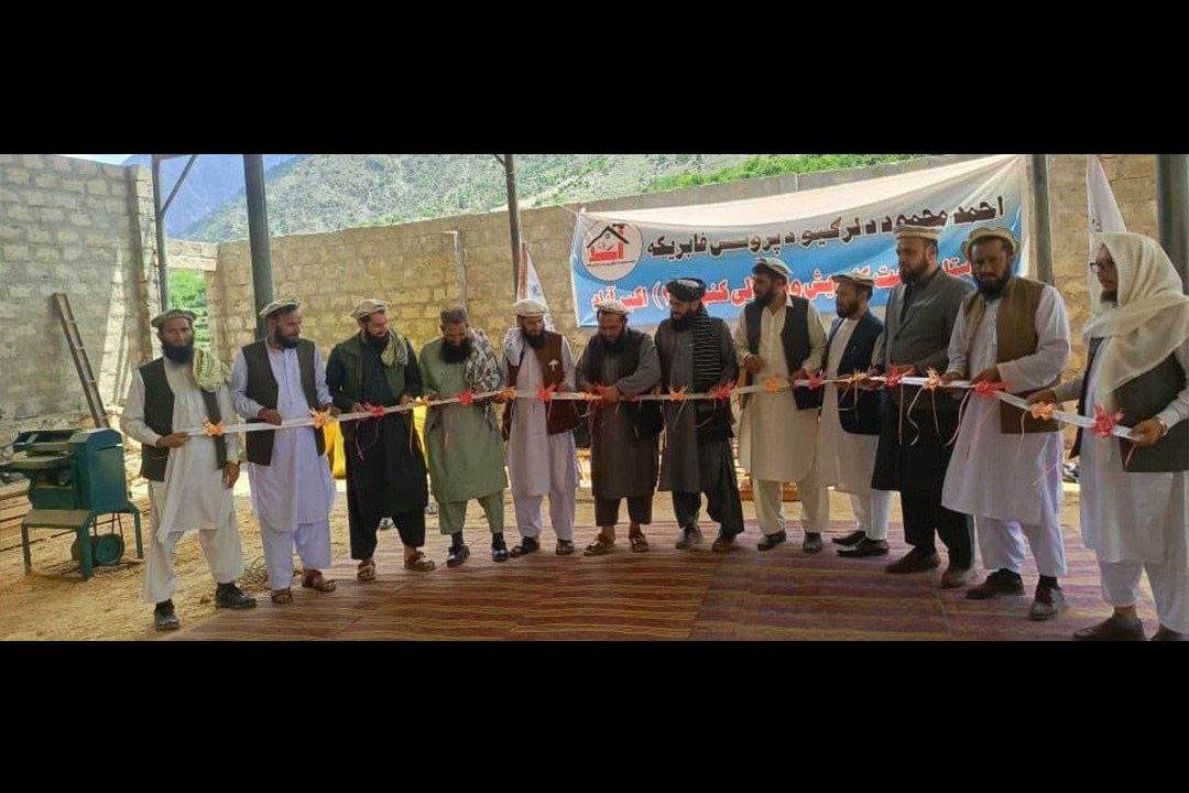 آغاز فعالیت یک کارخانه پروسس چوب به هزینه ۵ میلیون افغانی در نورستان