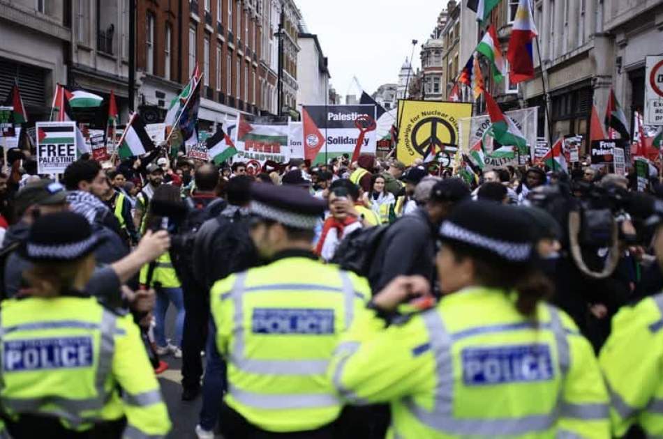 London protests: Tens of thousands reiterate calls for ceasefire in Gaza