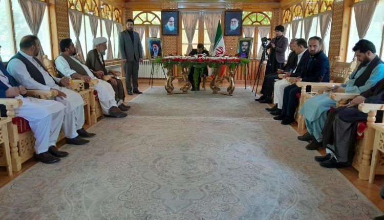 مراسم گرامی داشت «شهدای خدمت« در کنسولگری ایران در هرات؛ شهید آیت الله رئیسی به اتحاد جهان اسلام فکر می کرد