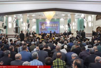 تصاویر/ اجتماع 5 هزار نفری مهاجرین افغانستانی مقیم مشهد مقدس در بزرگداشت شهادت رئیس جمهور فقید جمهور اسلامی ایران  
