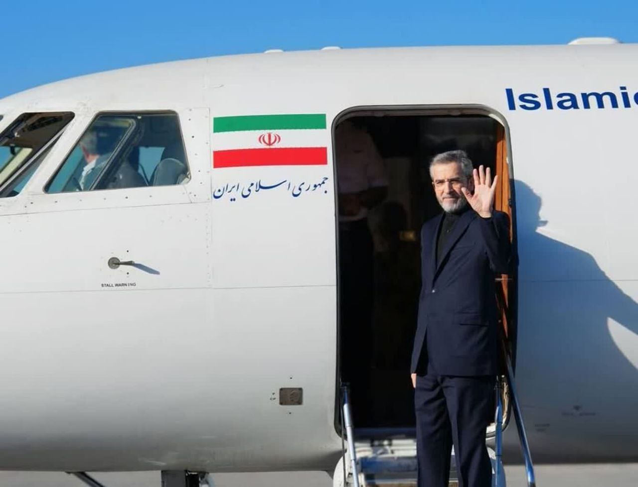 اولین سفر منطقه‌ای سرپرست وزارت خارجه ایران؛ دیدار باقری با مقامات لبنان