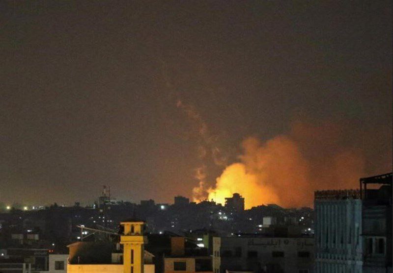 بمباران مناطق مختلف غزه/ حملات موشکی حزب‌الله به شمال فلسطین اشغالی