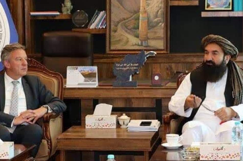 Acting Minister of Information and Culture and UN Top Official Discuss   Media Issues in Afghanistan