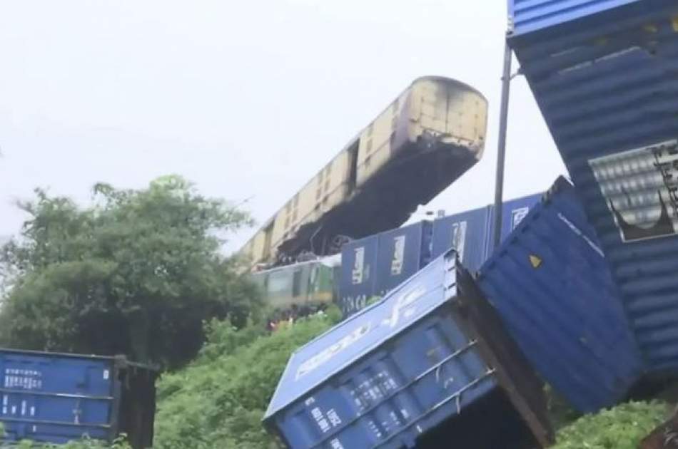 برخورد قطار در هند 13 کشته برجا گذاشت