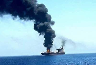 Yemen missiles hit 4 ships belonging to US, UK, Israel