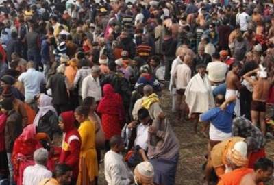 کشته شدن دست کم ۱۰۰ نفر در پی ازدحام جمعیت در مراسم مذهبی در هند