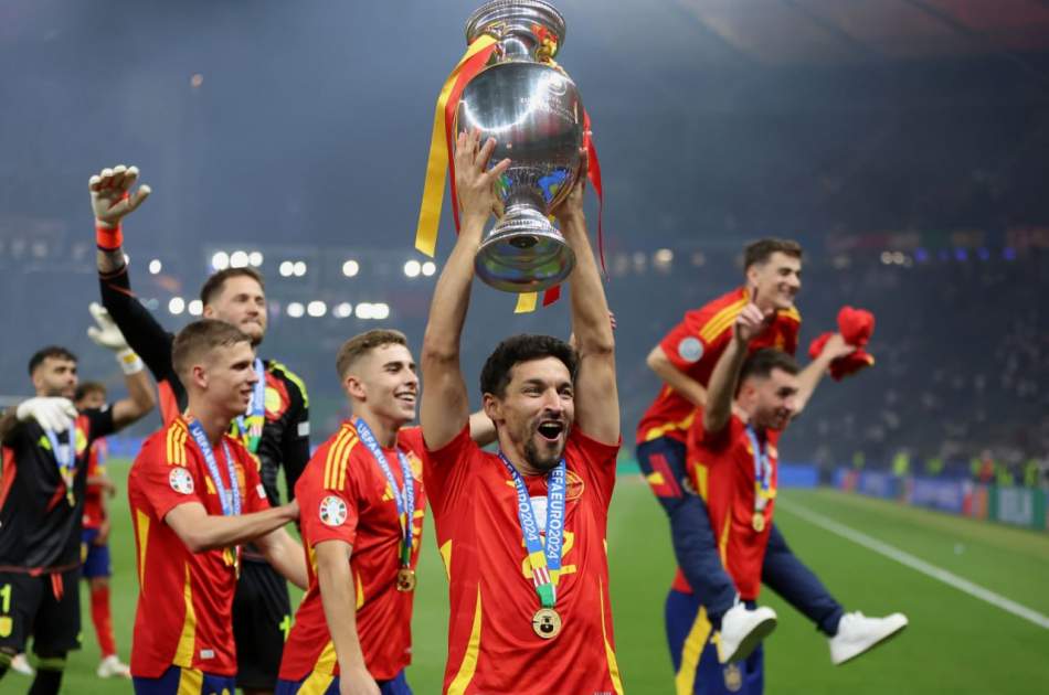 تیم ملی فوتبال اسپانیا با نتیجه دو بر یک انگلیس را شکست داده و قهرمان یورو ۲۰۲۴ شد